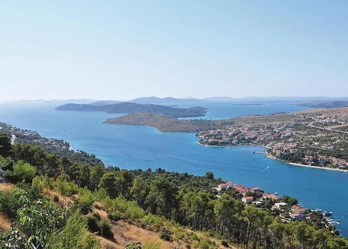 Two-bedroom In Appartement *