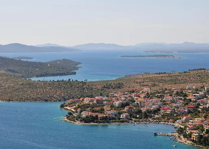 Two-bedroom In Appartement *